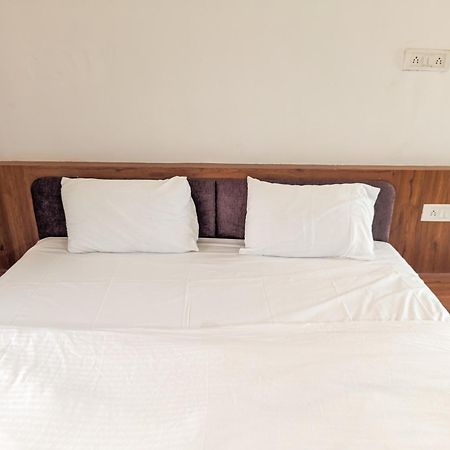 Samrat Homestay Garudeshwar Zewnętrze zdjęcie