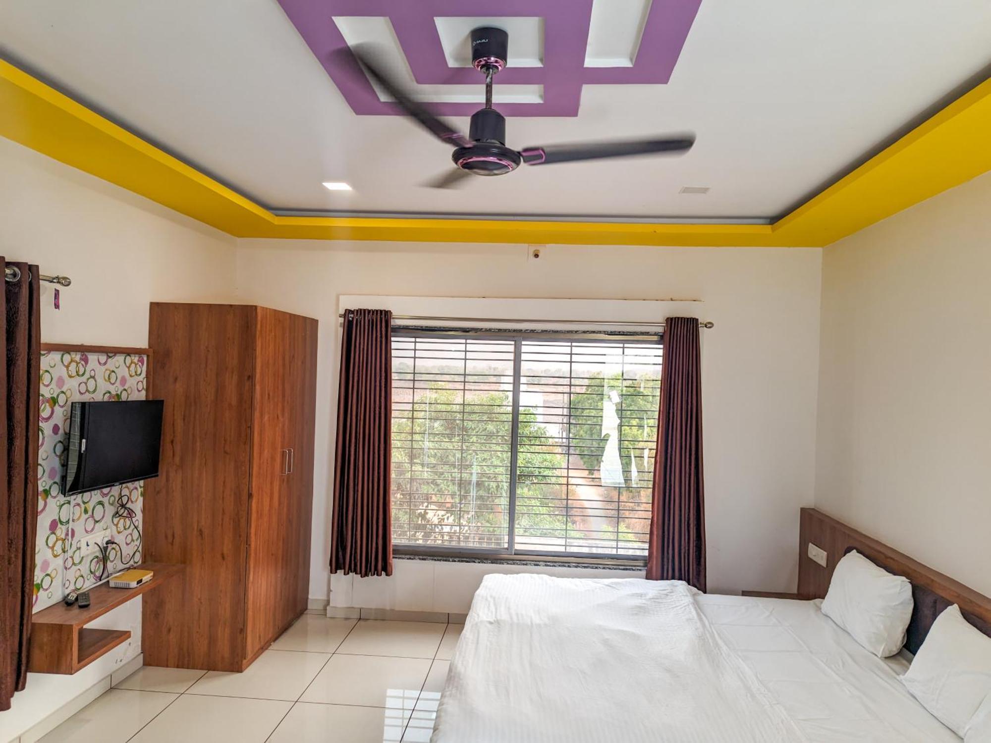 Samrat Homestay Garudeshwar Zewnętrze zdjęcie
