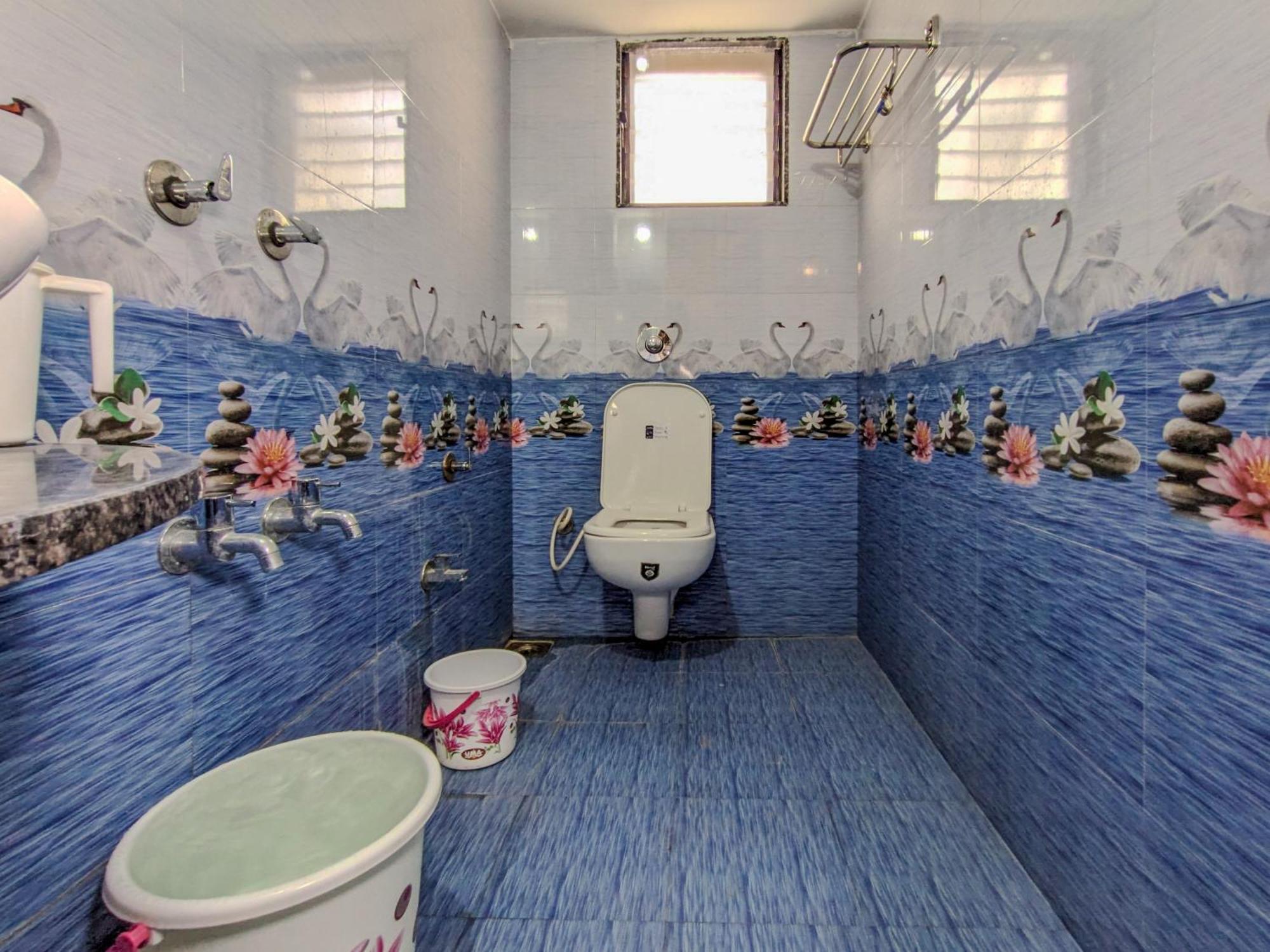 Samrat Homestay Garudeshwar Zewnętrze zdjęcie